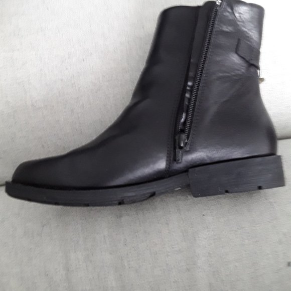 Cougar Boots - Picture 1 of 4